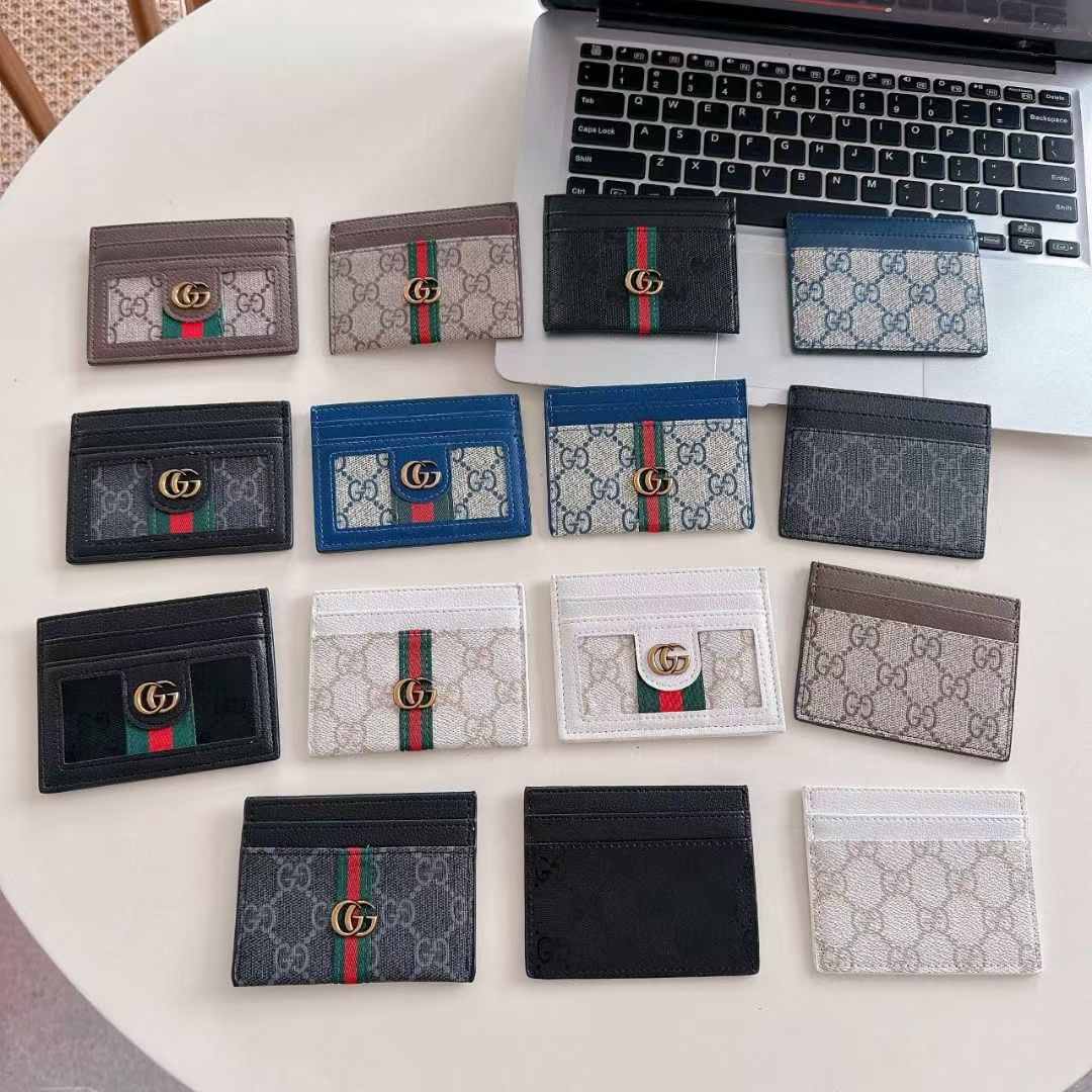 SlimVault Protective Card Case