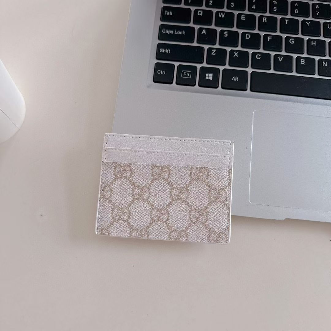 SlimVault Protective Card Case