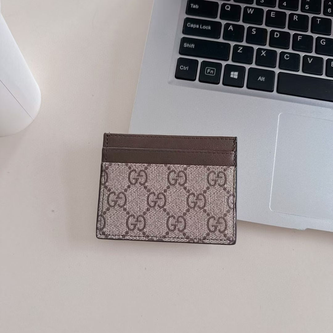 SlimVault Protective Card Case
