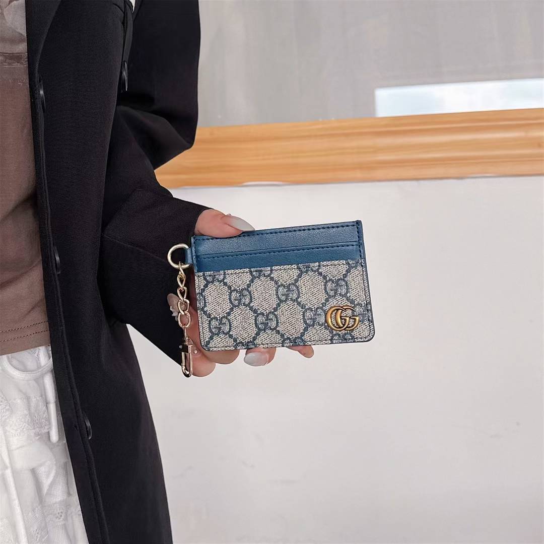 Minimalist Card Slot Case