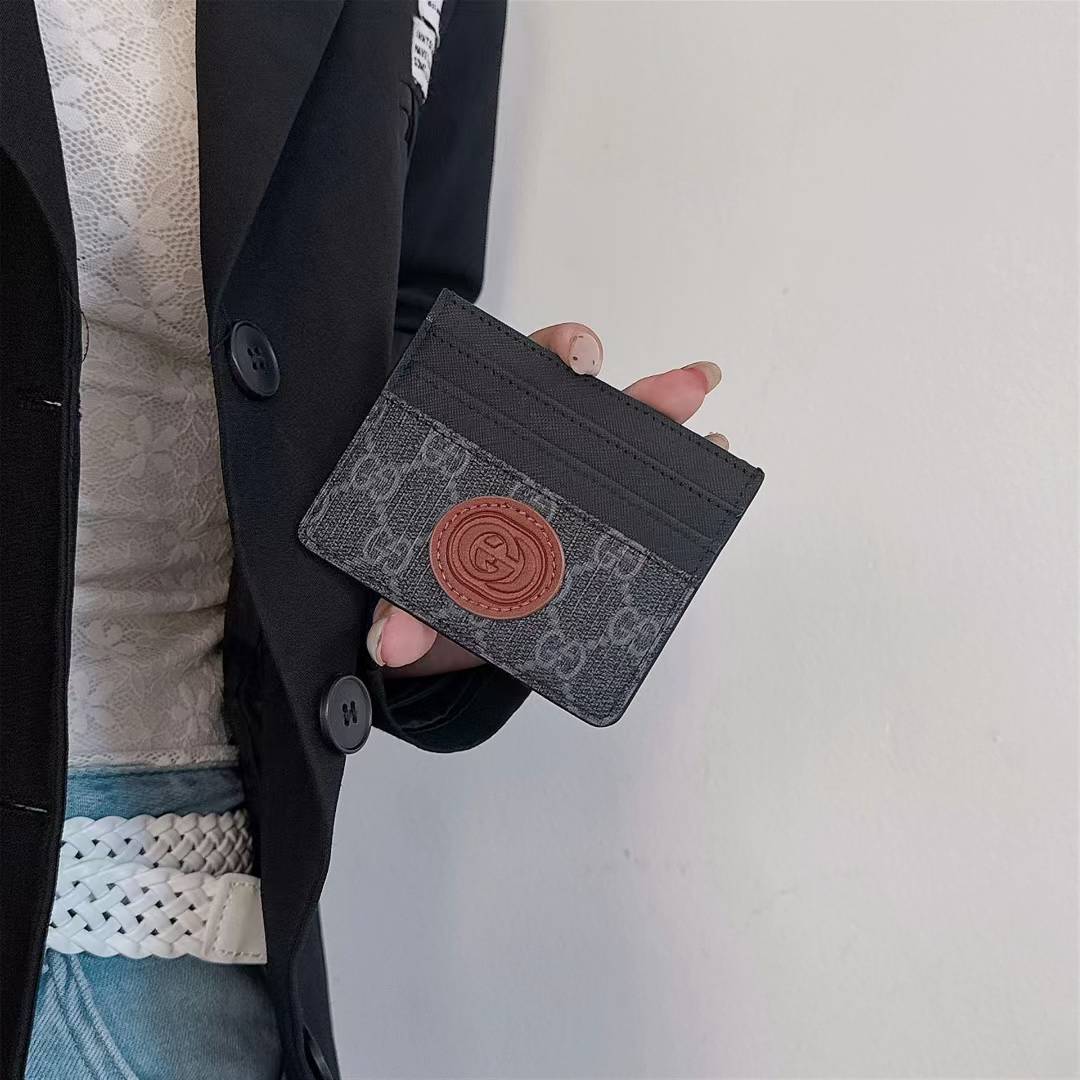 Classic Elegant Card Storage Wallet Case