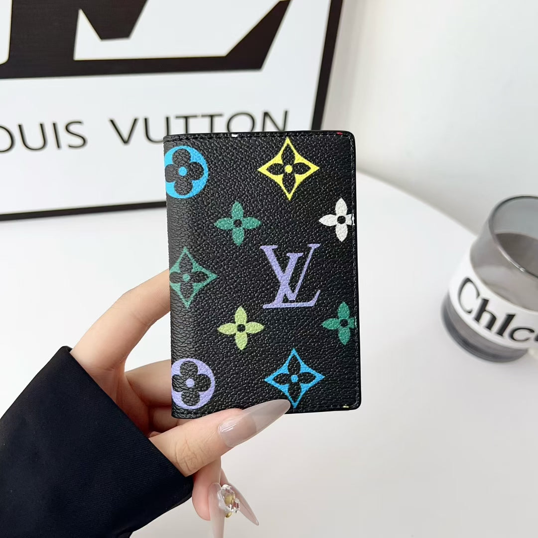 Modern Transparent Card Slot Case