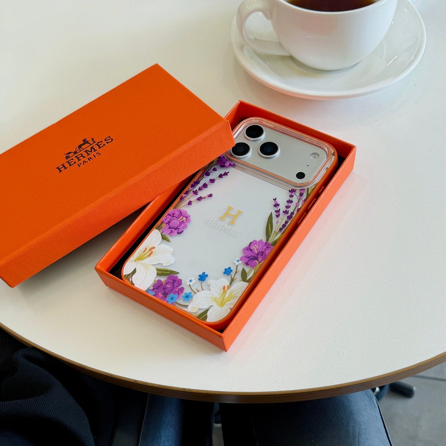 Luxury Slim Fit Case