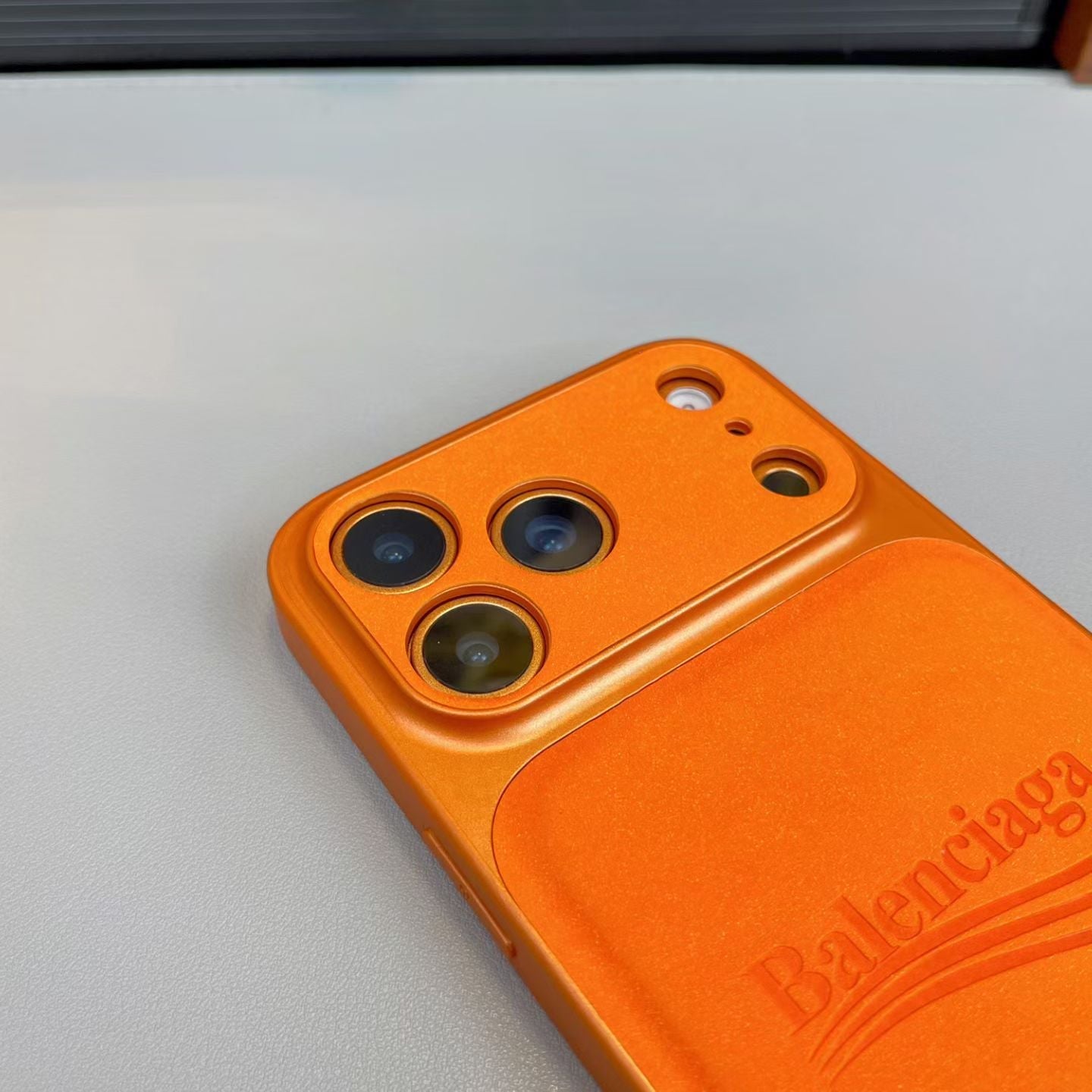 Elegant Slim Case
