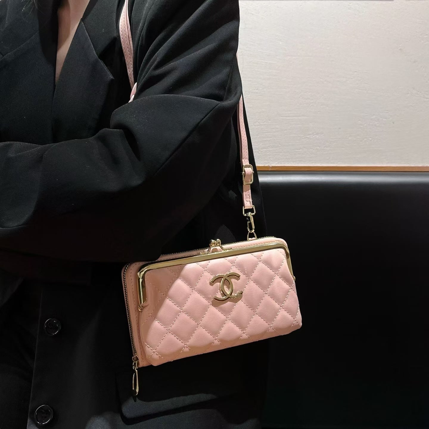 Luxury Durable Crossbody Bags by Yebo Fashion