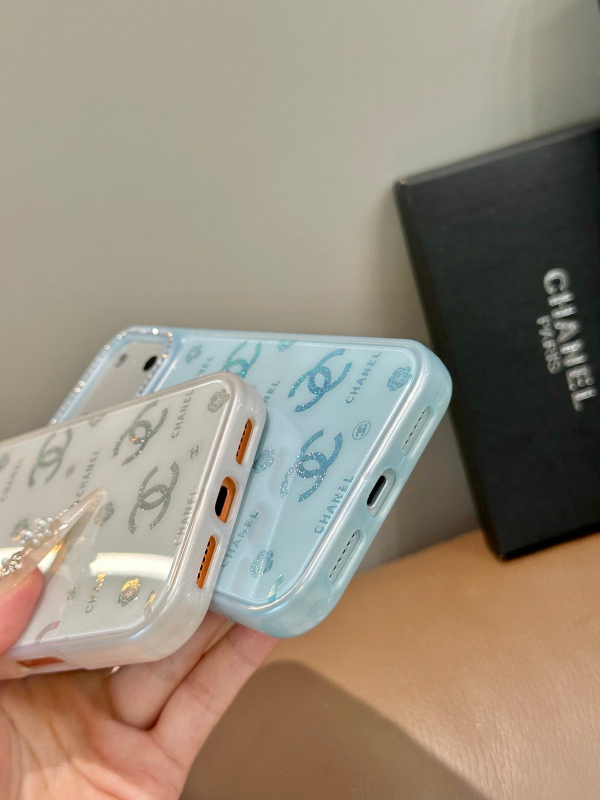 Modern Sleek Minimalist iPhone Case - For iPhone 14 Pro | Luxury Protective Case with Raised Lens Bezel