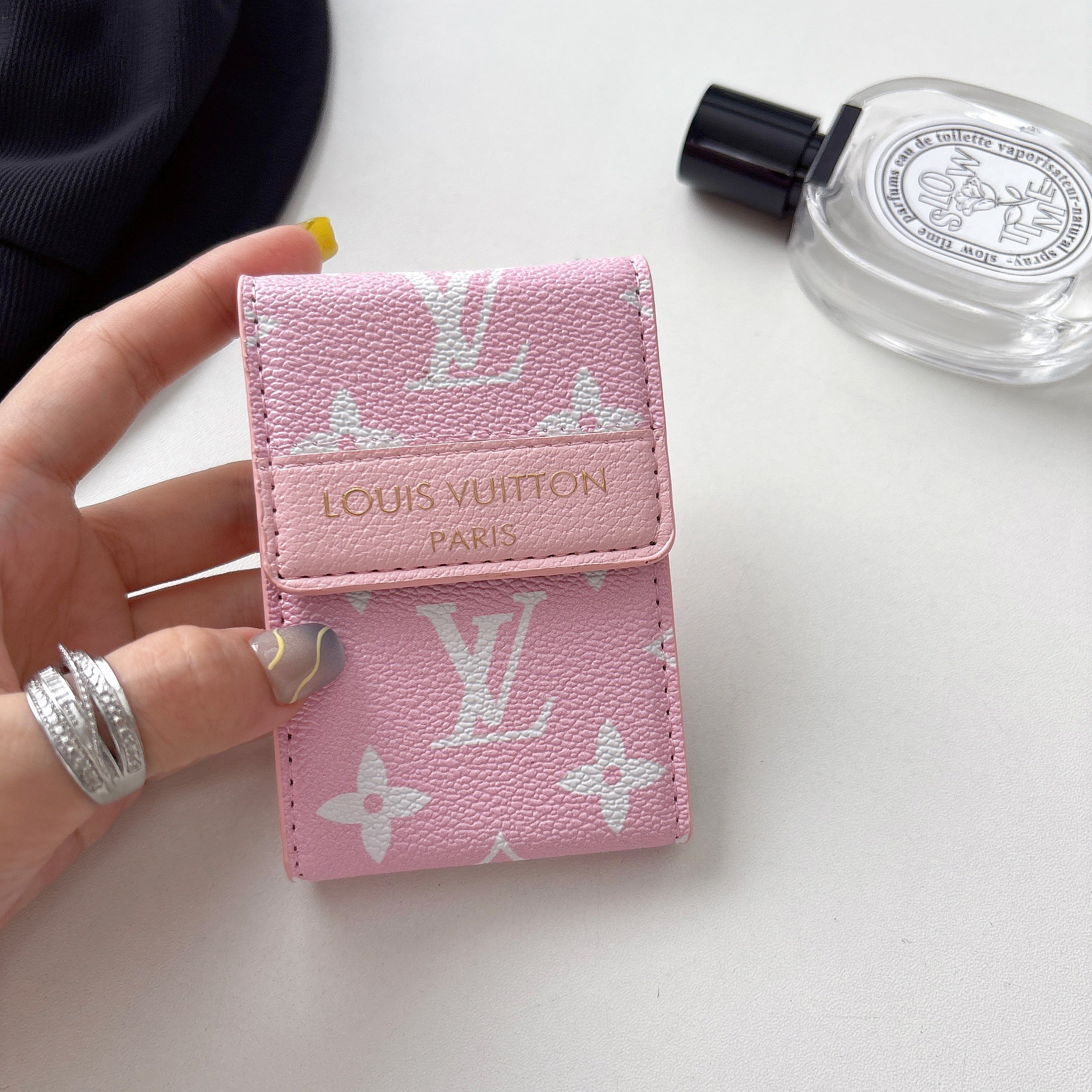 Luxurious Card Cases