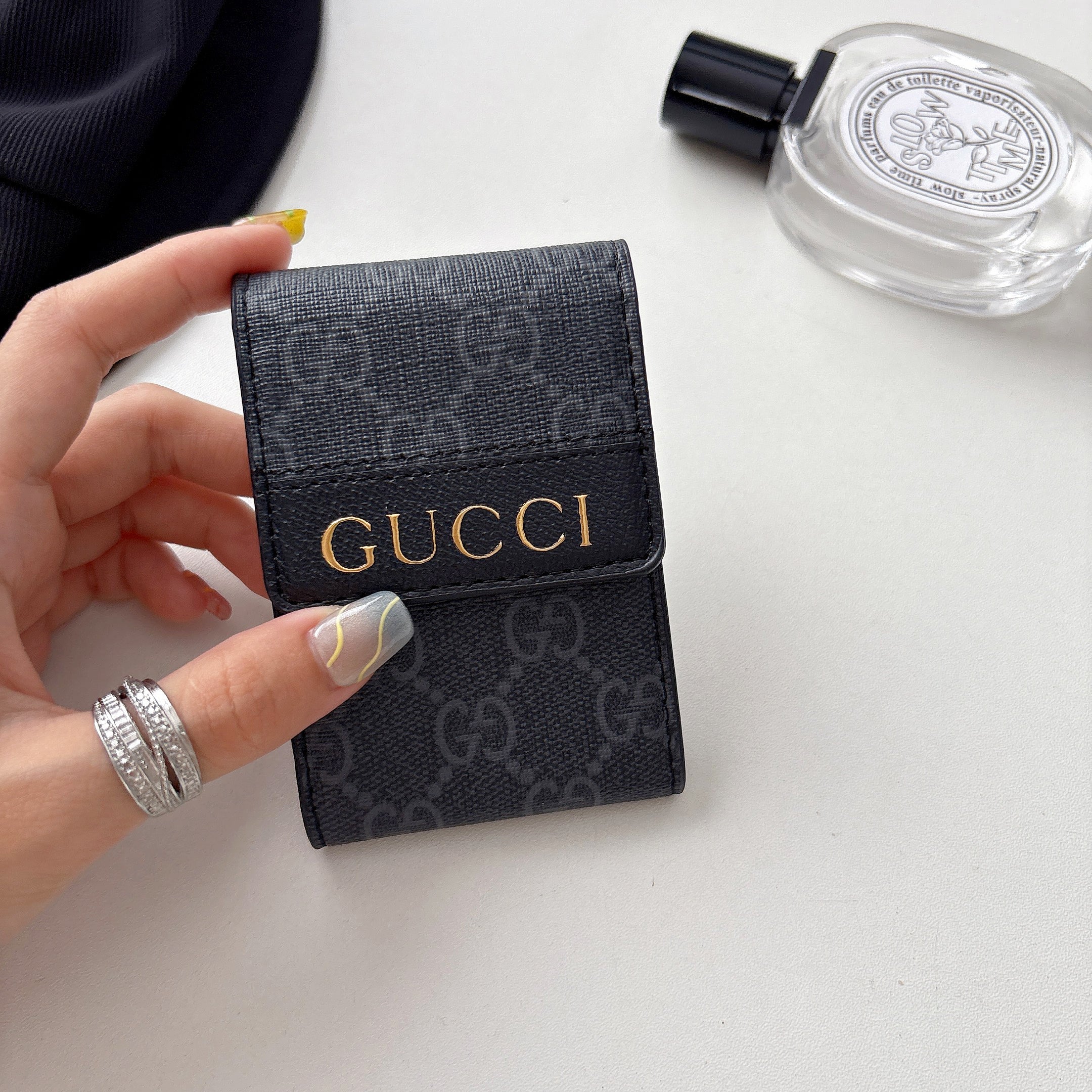 Luxurious Card Cases