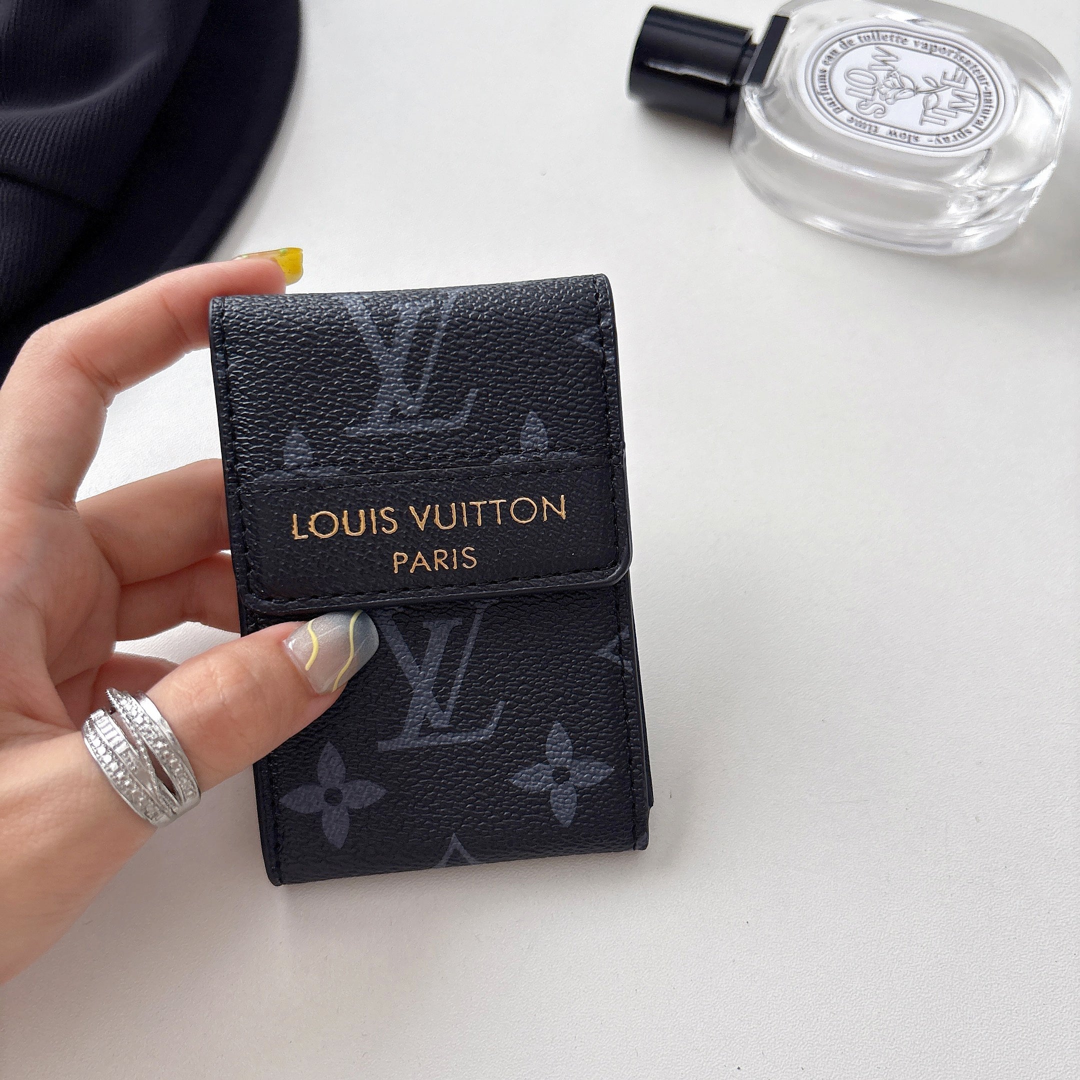 Luxurious Card Cases