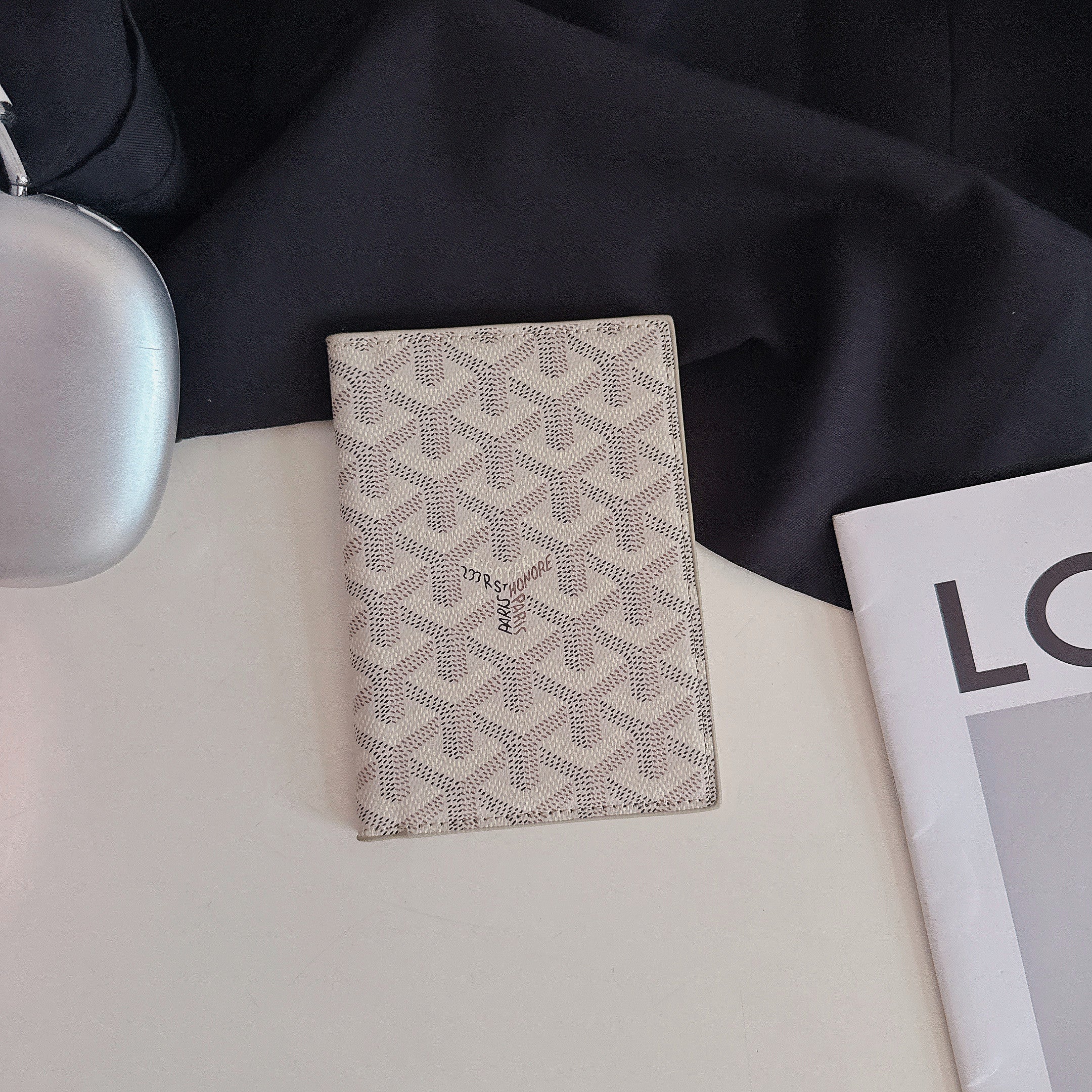 Classic Leather Touch Card Case