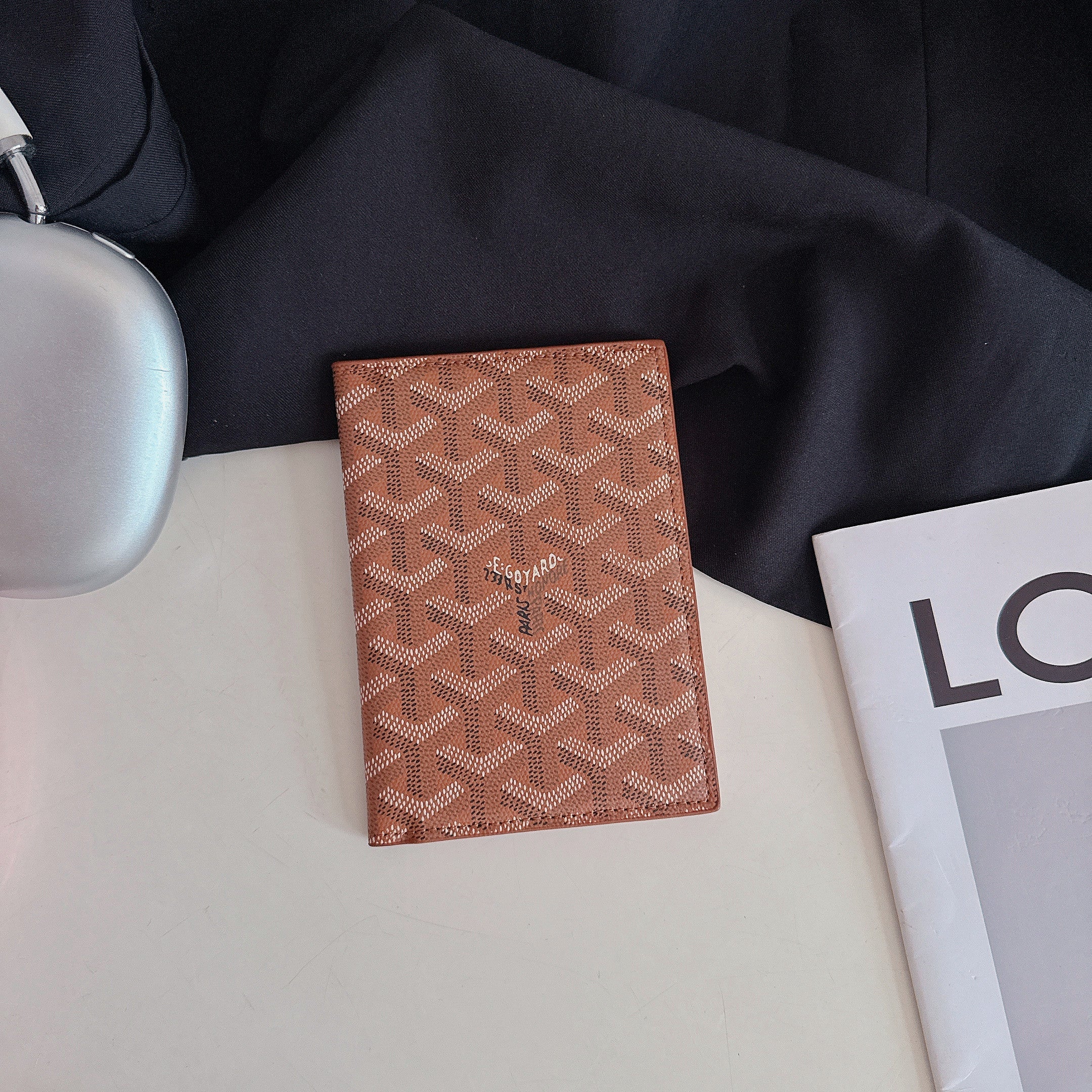 Classic Leather Touch Card Case