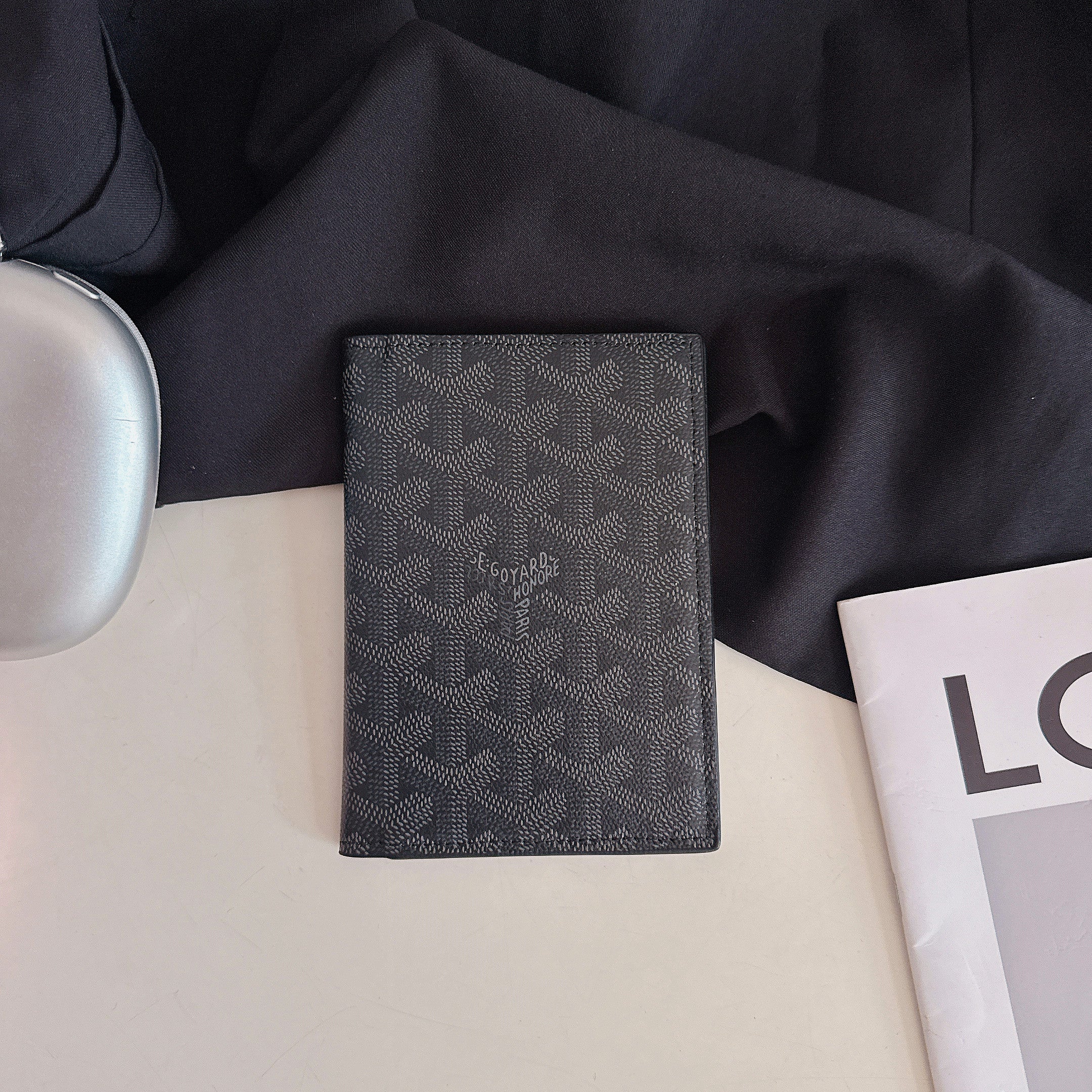 Classic Leather Touch Card Case