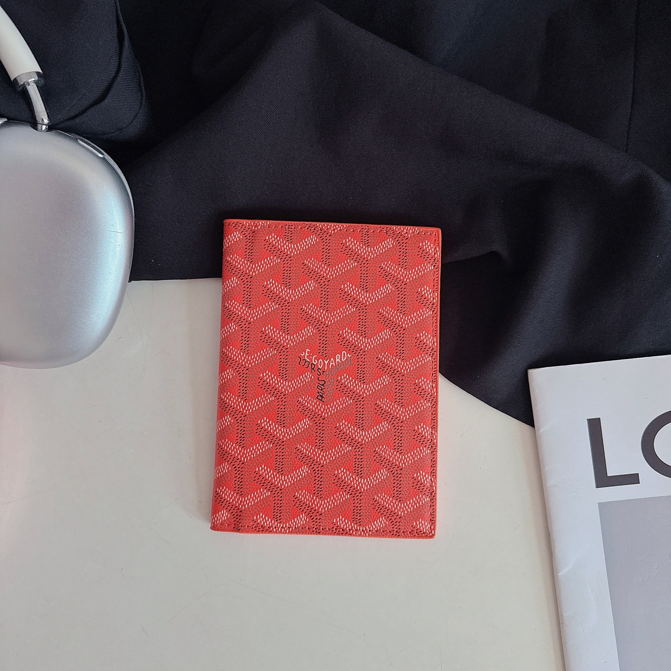Classic Leather Touch Card Case
