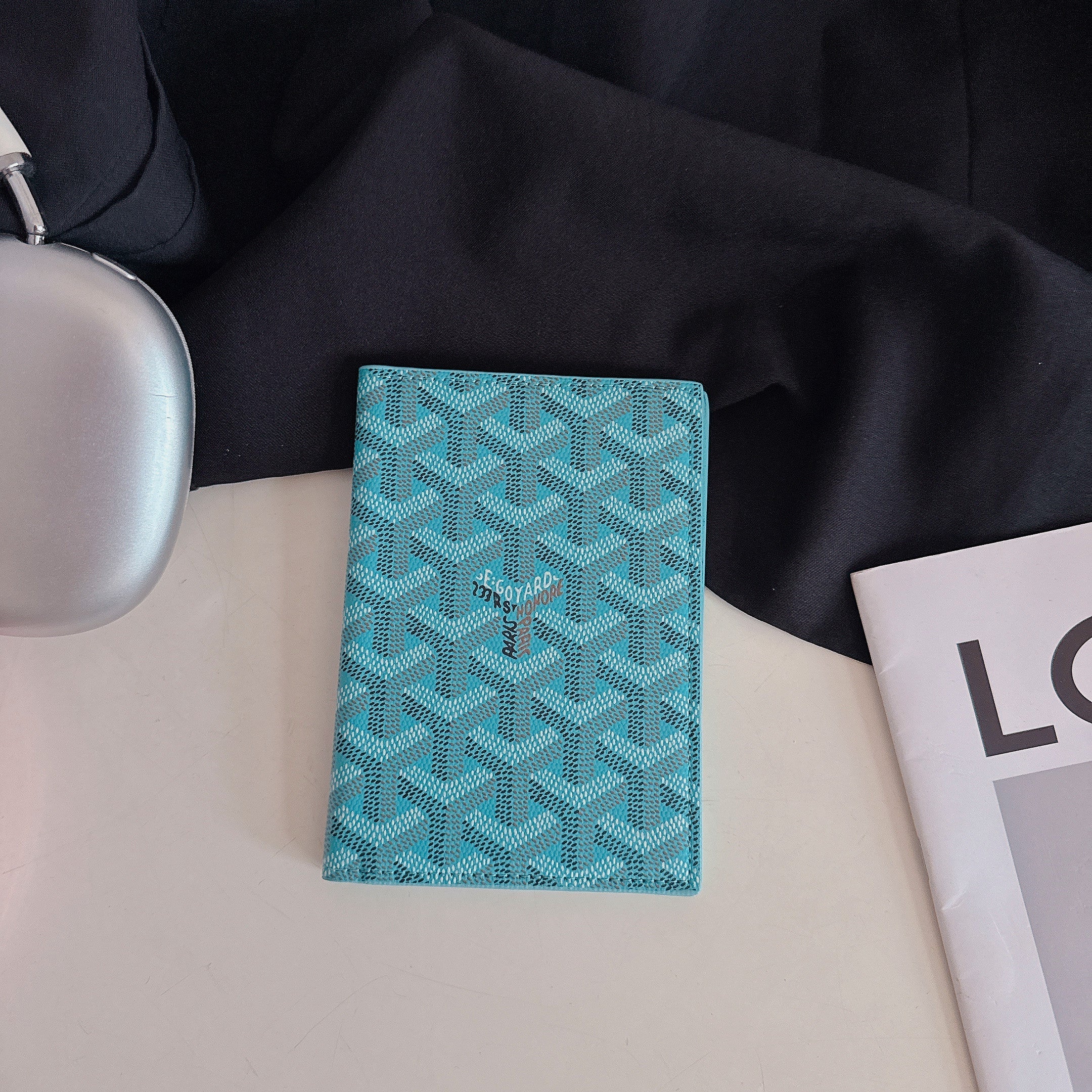 Classic Leather Touch Card Case