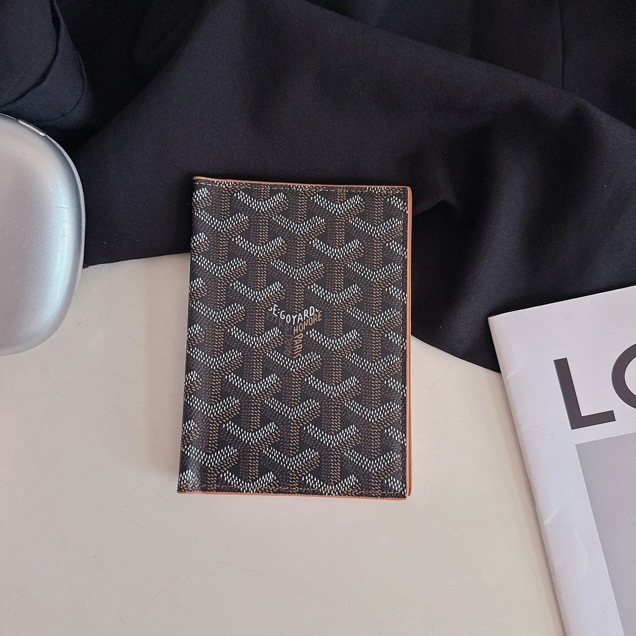 Classic Leather Touch Card Case