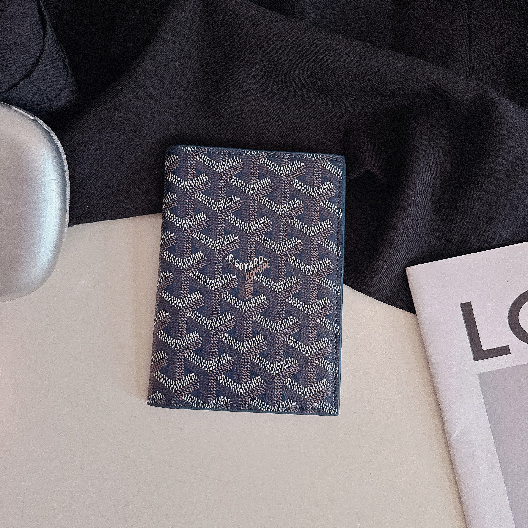 Classic Leather Touch Card Case