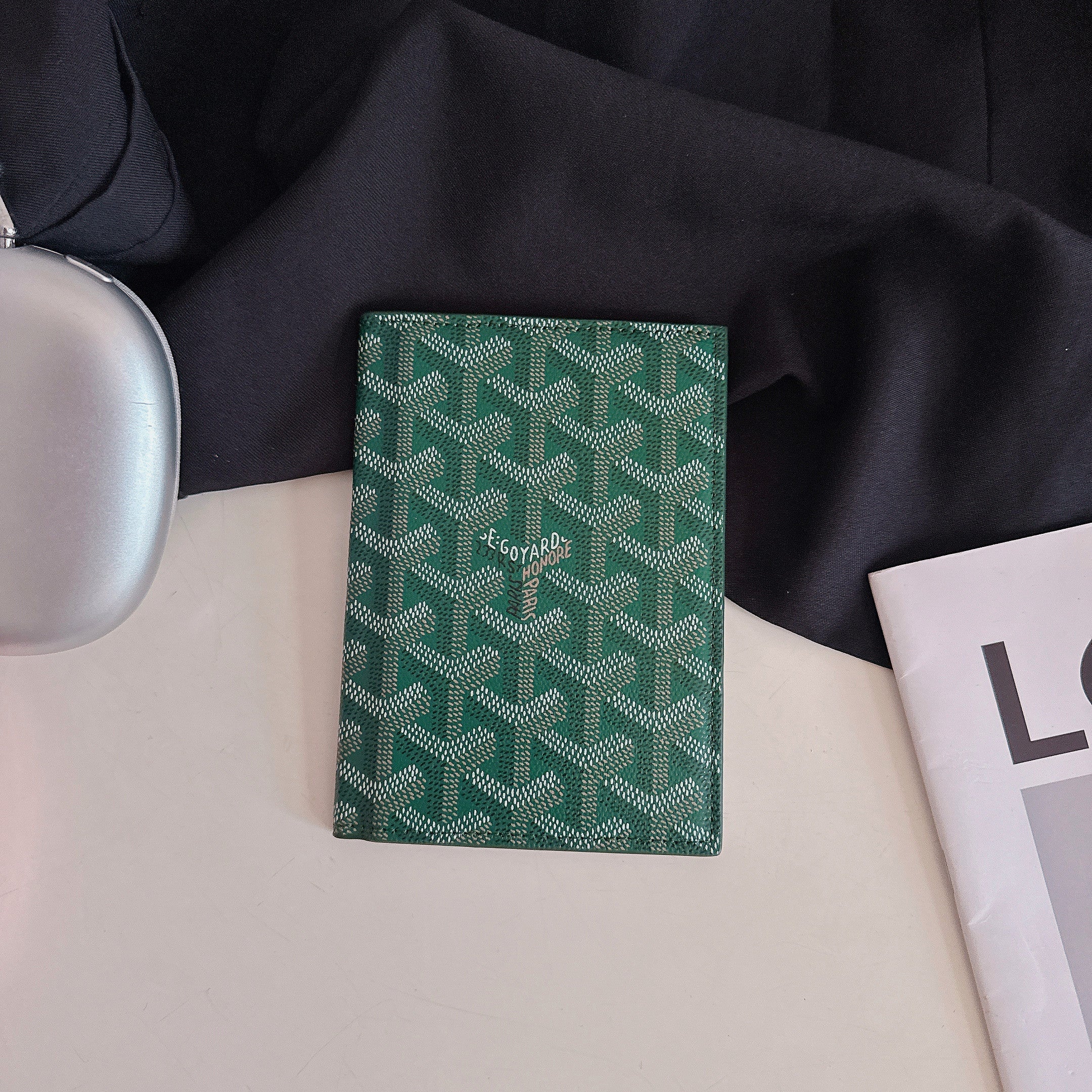Classic Leather Touch Card Case