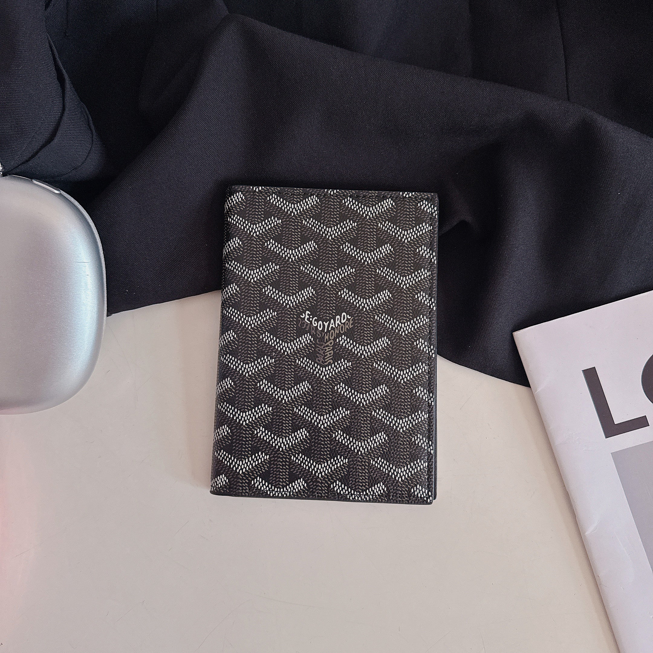Classic Leather Touch Card Case